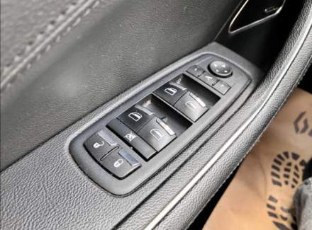 Maserati - Levante
