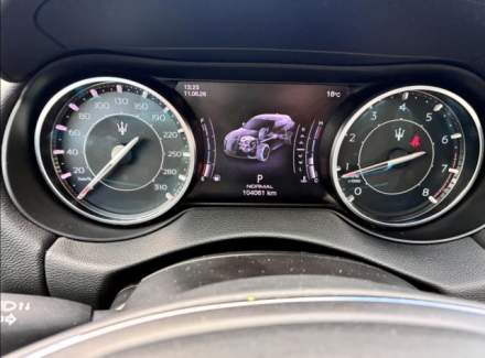 Maserati - Levante
