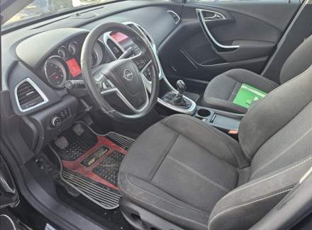 Opel - Astra