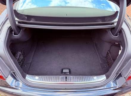 Mercedes-Benz - S-class