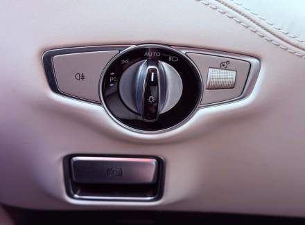 Mercedes-Benz - S-class