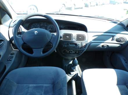 Renault - Megane