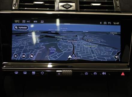 DS Automobiles - DS7 Crossback