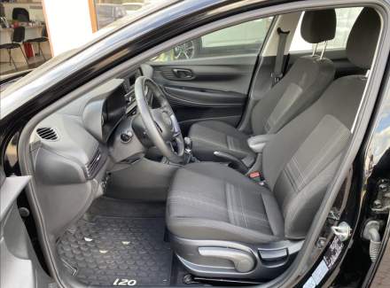 Hyundai - i20