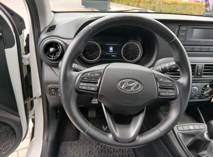Hyundai - i10