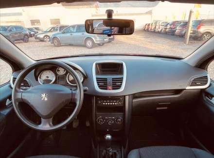 Peugeot - 207