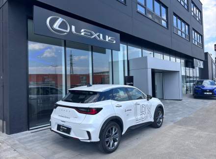 Lexus - LBX