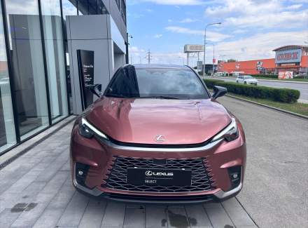 Lexus - LBX