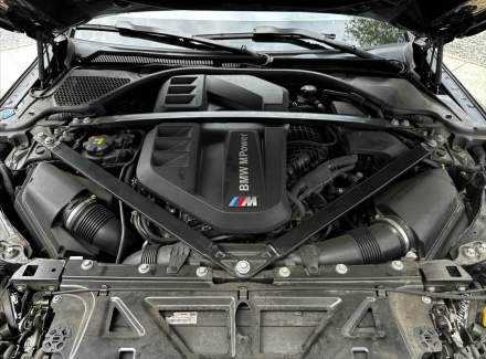 BMW - M4