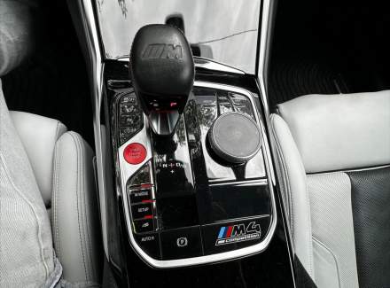 BMW - M4