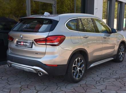 BMW - X1