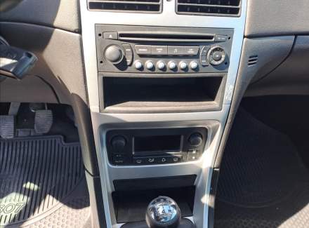 Peugeot - 307