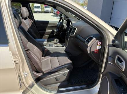 Jeep - Grand Cherokee