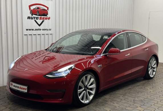 Tesla - Model 3