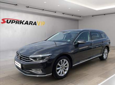 Volkswagen - Passat