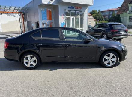 Škoda - Octavia