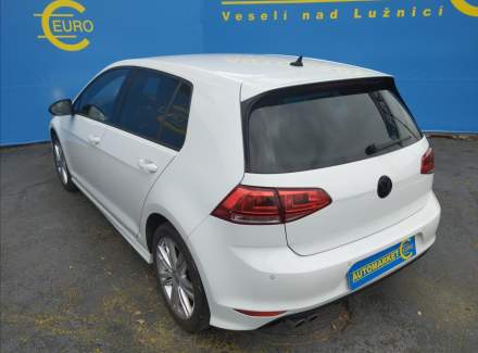 Volkswagen - Golf