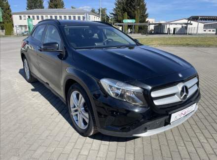 Mercedes-Benz - GLA