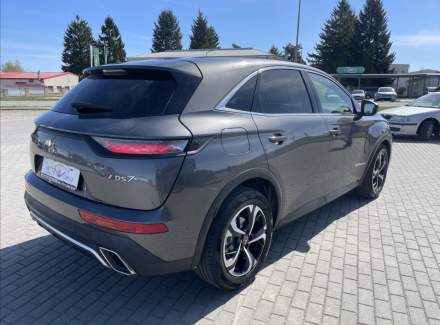DS Automobiles - DS7 Crossback