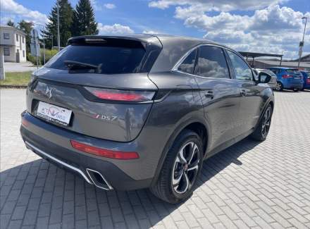 DS Automobiles - DS7 Crossback