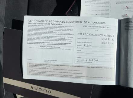 DS Automobiles - DS7 Crossback