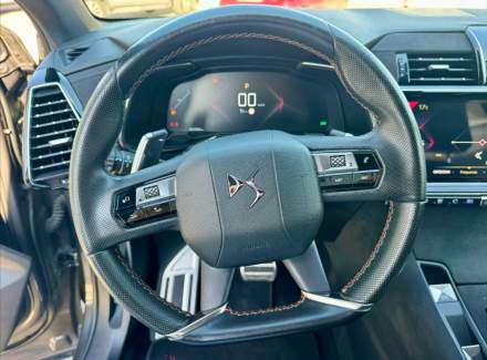 DS Automobiles - DS7 Crossback