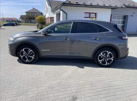 DS Automobiles - DS7 Crossback