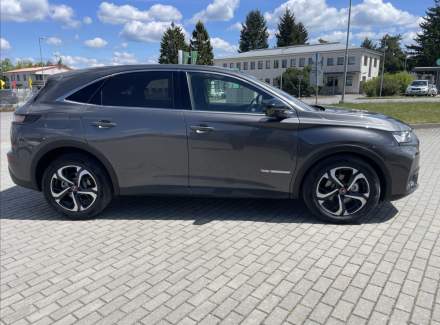 DS Automobiles - DS7 Crossback