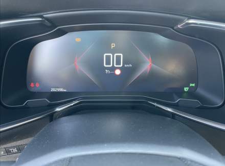 DS Automobiles - DS7 Crossback