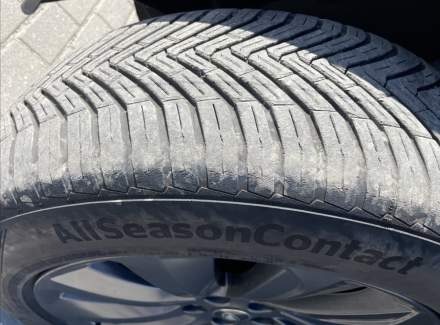 Land Rover - Discovery