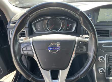 Volvo - XC70