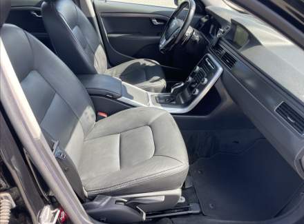 Volvo - XC70