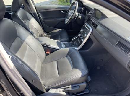 Volvo - XC70