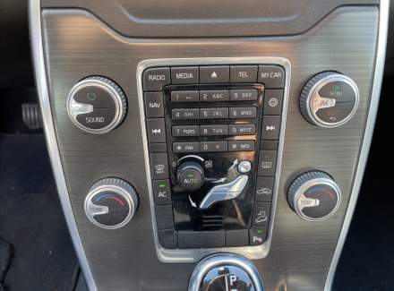 Volvo - XC70