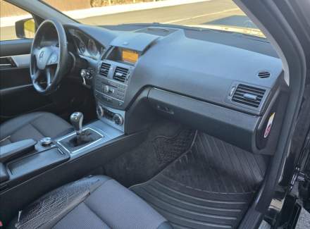 Mercedes-Benz - C-class