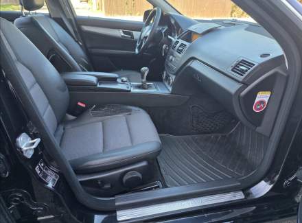 Mercedes-Benz - C-class