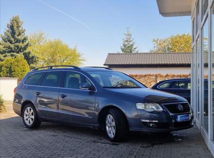 Volkswagen - Passat