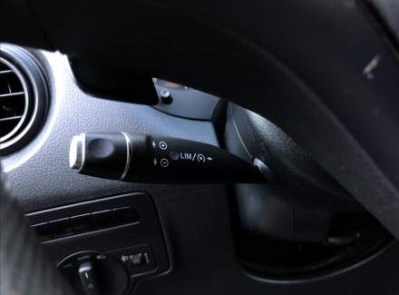 Mercedes-Benz - Vito