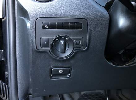 Mercedes-Benz - Vito