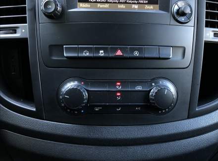 Mercedes-Benz - Vito