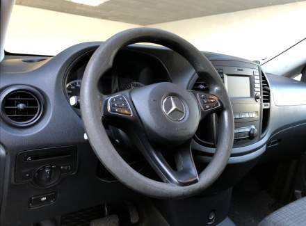 Mercedes-Benz - Vito