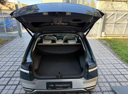 Hyundai - IONIQ 5