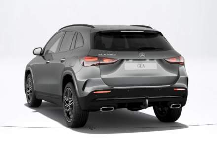Mercedes-Benz - GLA