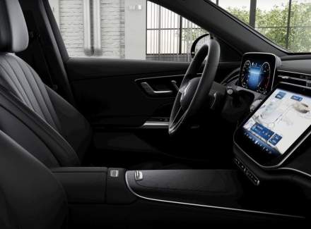 Mercedes-Benz - E-class