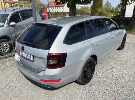 Škoda - Octavia