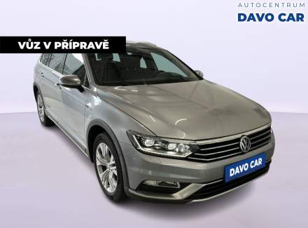 Volkswagen - Passat