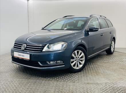 Volkswagen - Passat