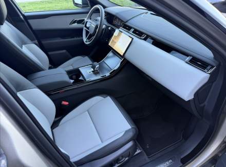 Land Rover - Range Rover Velar