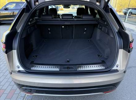 Land Rover - Range Rover Velar