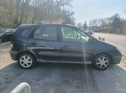 Renault - Scenic